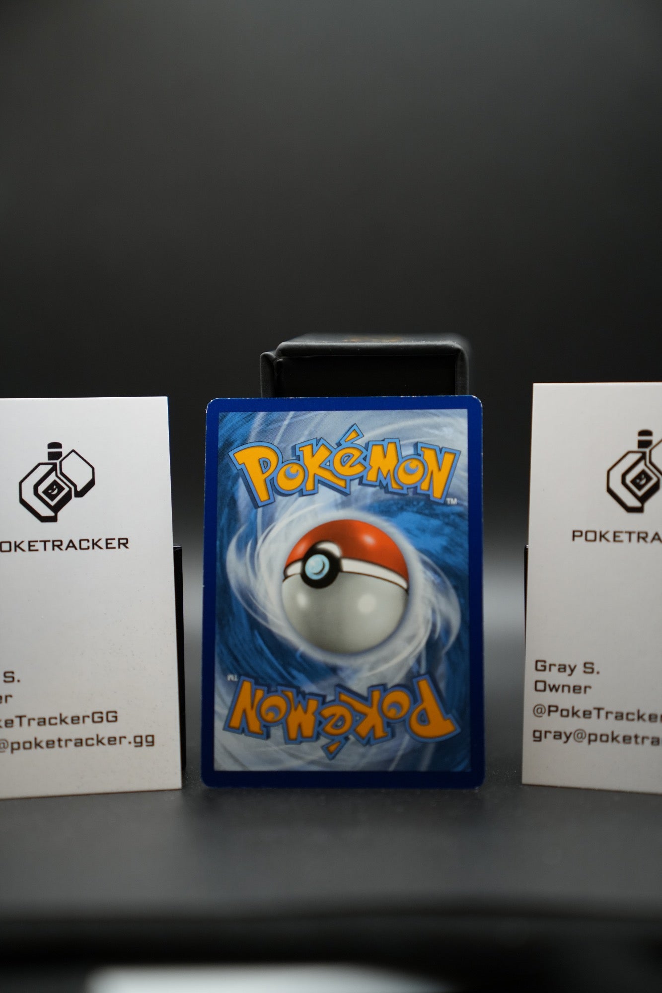 Pikachu VMAX 044/185 Full Art Ultra Rare Vivid Voltage Pokemon